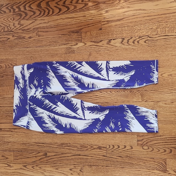 Fabletics Pants - NWT FABLETICS purple pure luxe workout leggings L